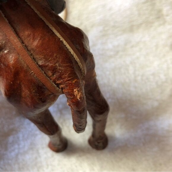 Vintage Handcrafted Leather Wrapped Camel Figurine - Picture 15 of 15